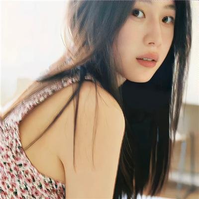 带剑的小孩